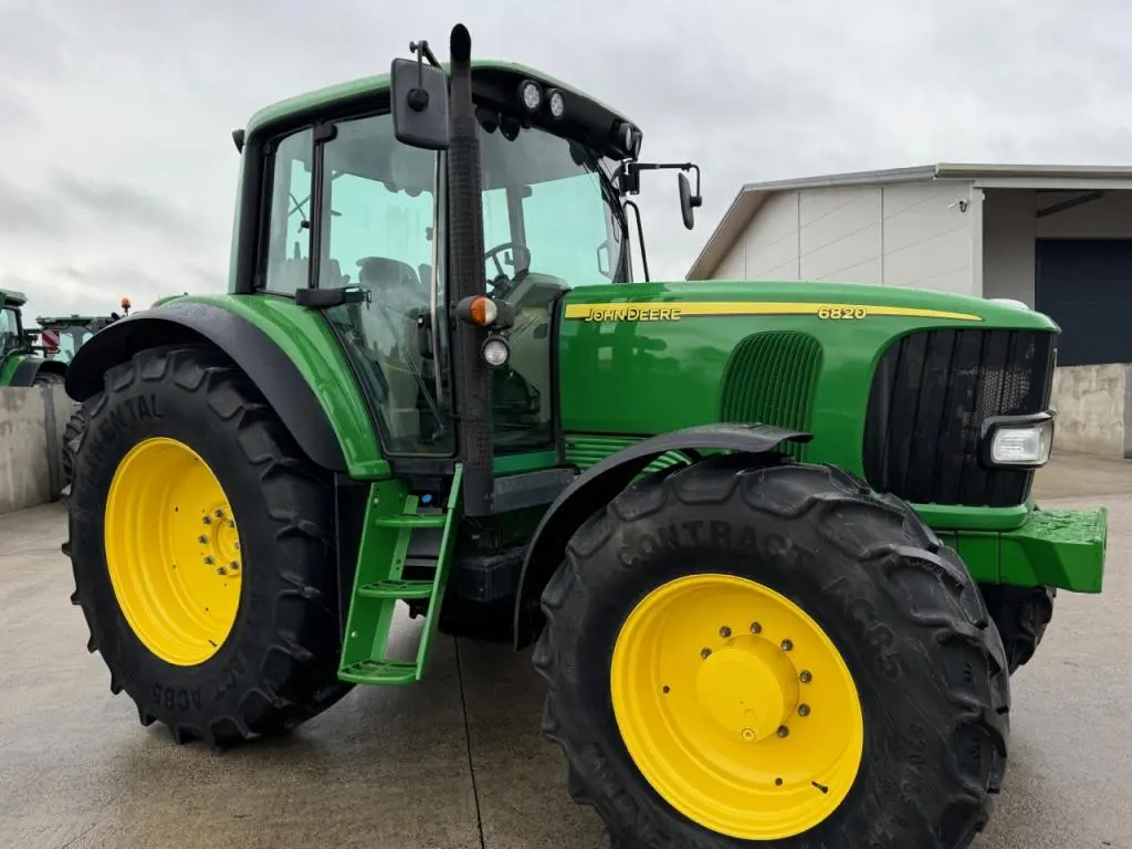 John Deere 6820, 2006, 4,601 hrs
