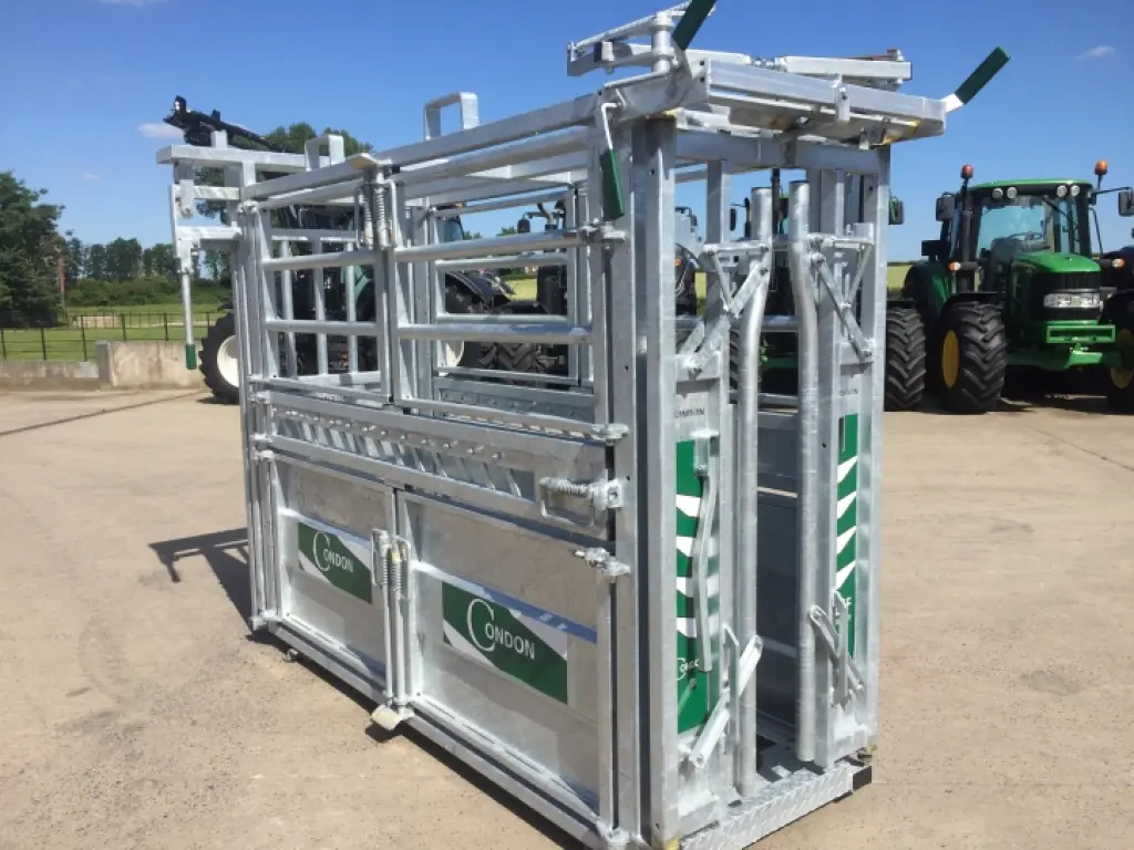 Condon Engineering supreme cattle crush, NEW