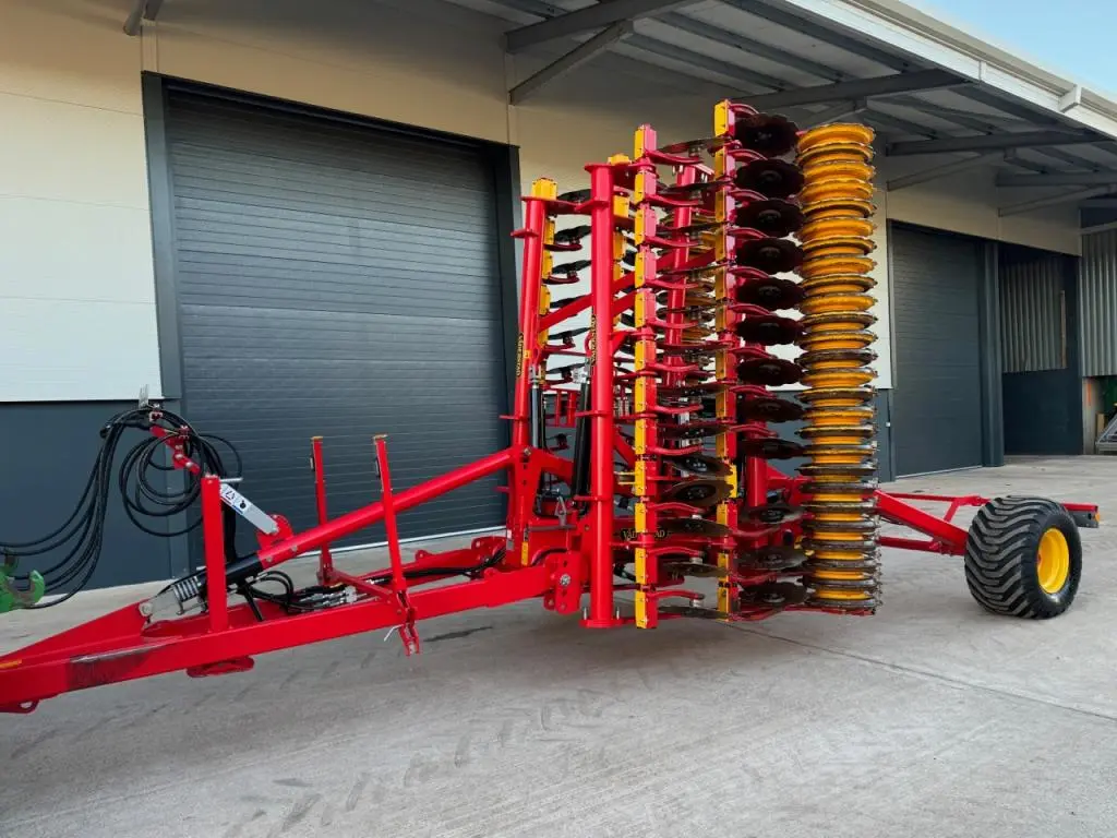 Vaderstad Carrier XT 625, 2024