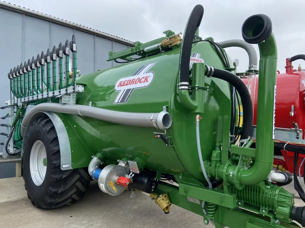 Redrock 3000 Gallon tanker, NEW