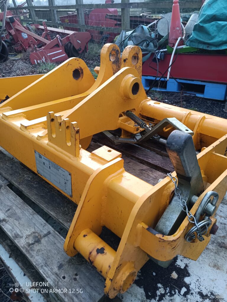 JCB Qfit headstock