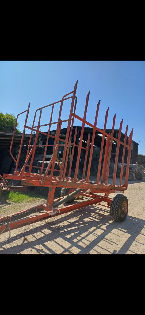 Browns 56 Bale carrier
