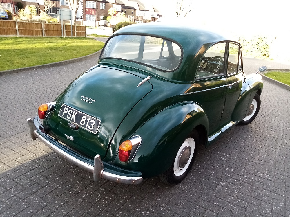 Morris Minor 1000 2 Door Saloon