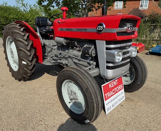 Massey Ferguson 135
