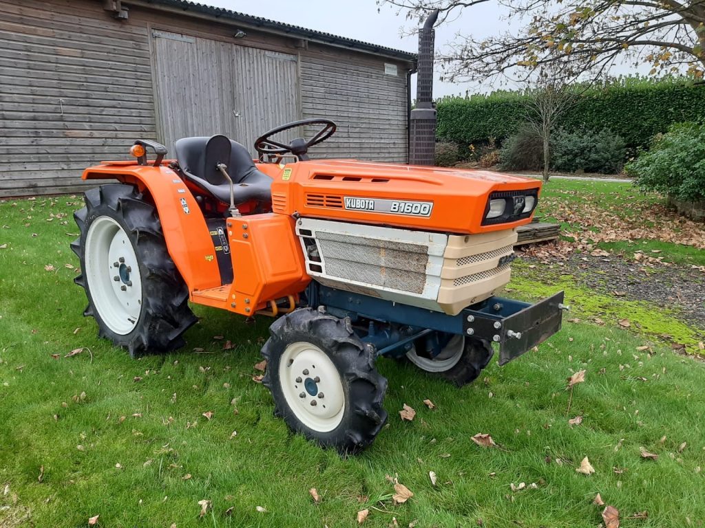 Compact Tractor