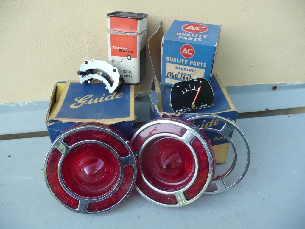1960 Pontiac rear light lenses and other parts