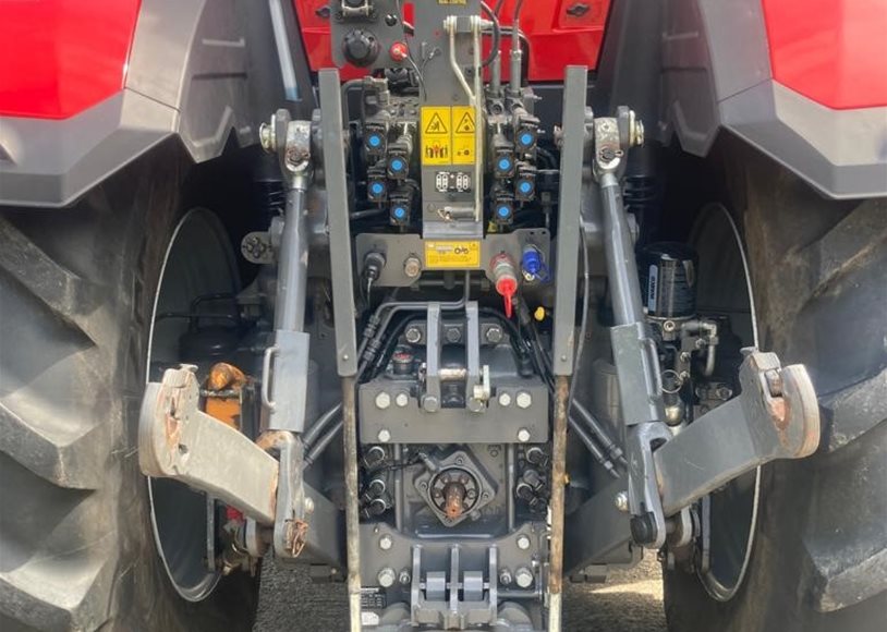 Massey Ferguson 8S.205EFD7 Tractor