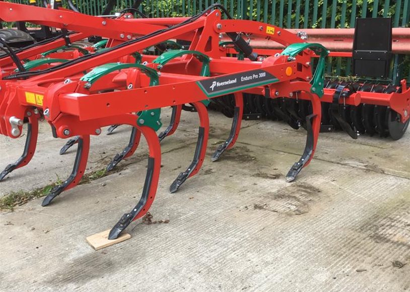 Kverneland ENDURO PRO Cultivator