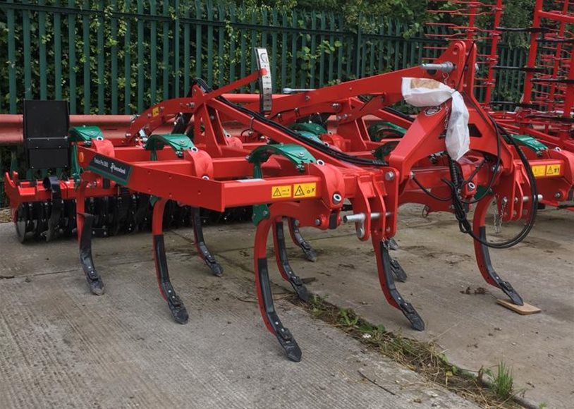Kverneland ENDURO PRO Cultivator