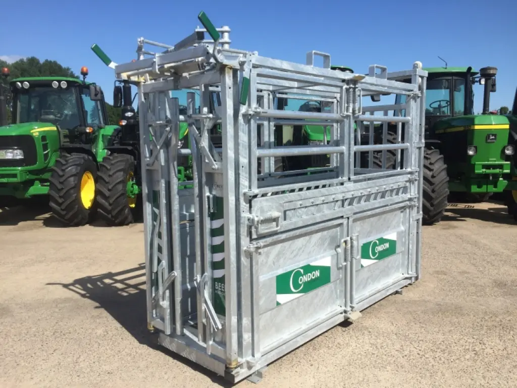 Condon Engineering supreme cattle crush, NEW