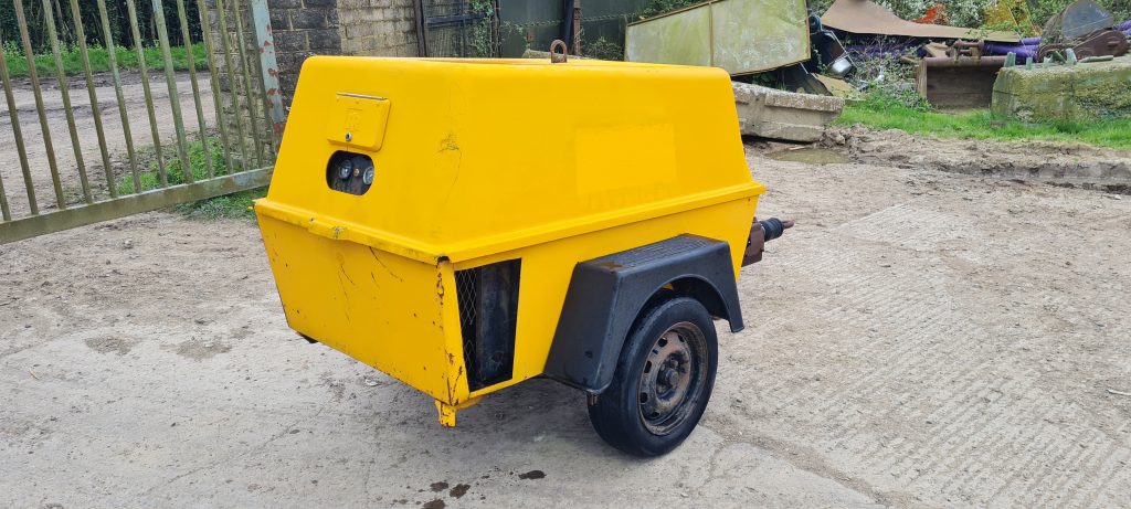 Ingersoll Rand P100 Compressor