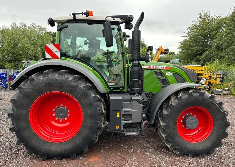 Fendt 724 Tractor