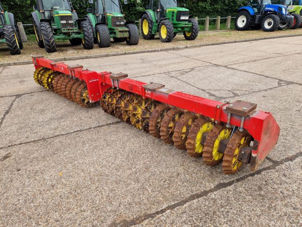 Guttler Duplex 56 5m double packer (2 X 2.5m sections – will split)
