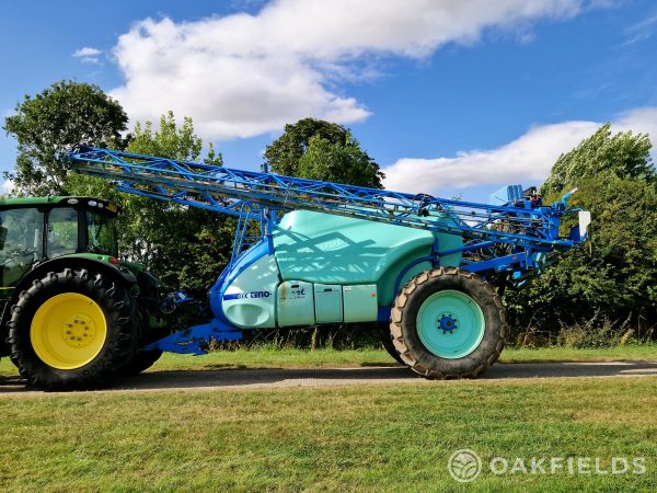 Berthoud Tenor 43-46 32m trailed sprayer
