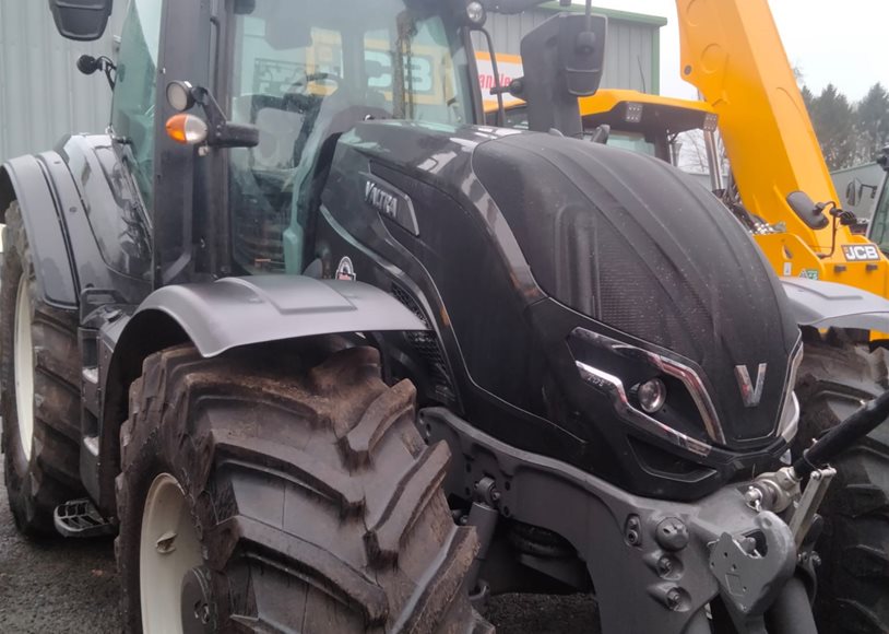 Valtra T175EA Tractor