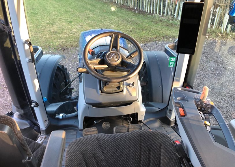 Valtra T175EA Tractor