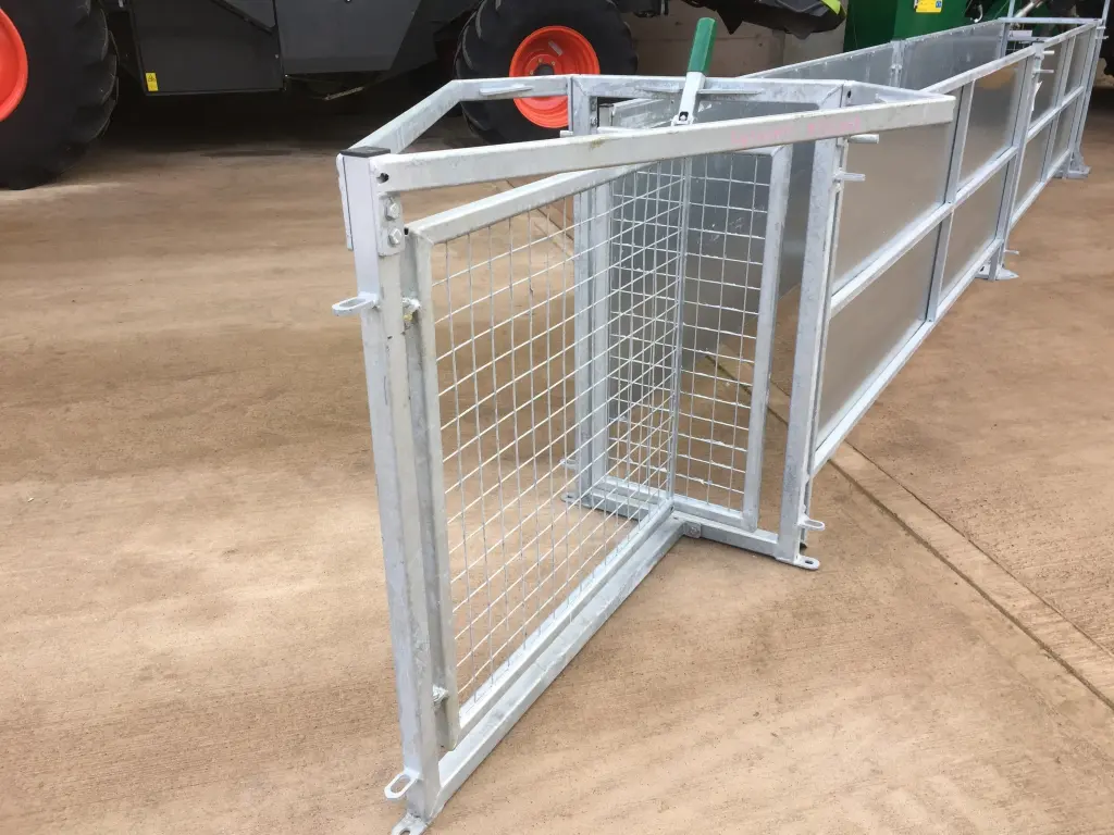Condon Engineering 2 way sheep drafting gate, NEW