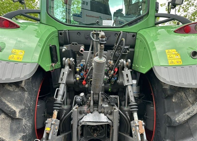 Fendt 724 Tractor
