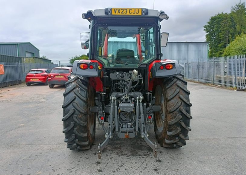 Massey Ferguson 5711M CAB Tractor