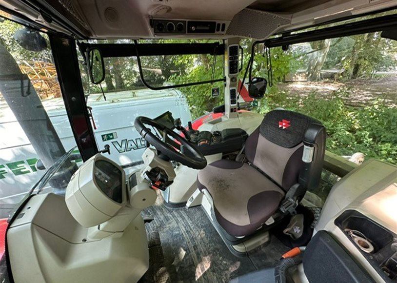 Massey Ferguson 8727S Tractor