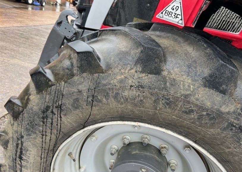 Massey Ferguson 8S.205EXD7 Tractor