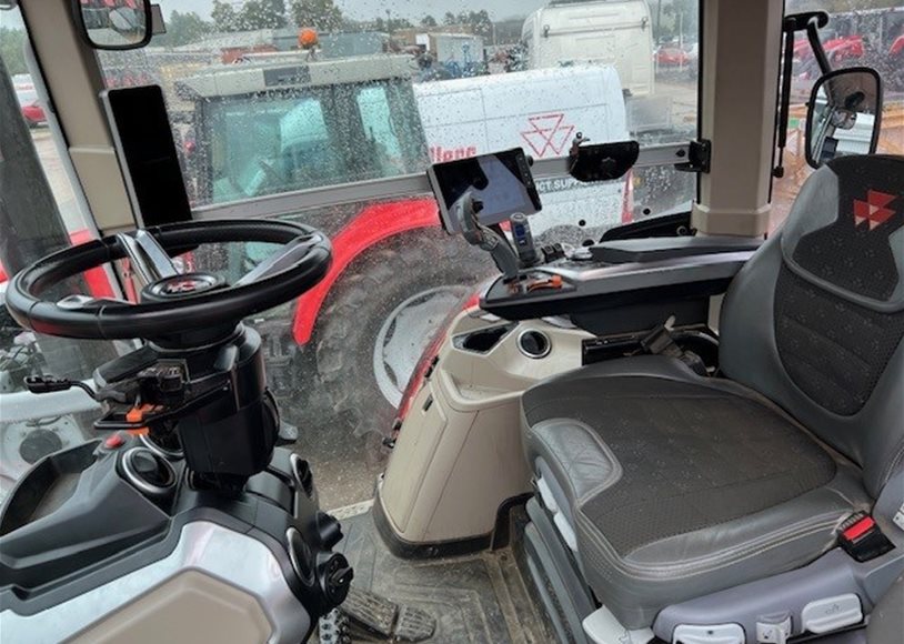 Massey Ferguson 8S.205EXD7 Tractor