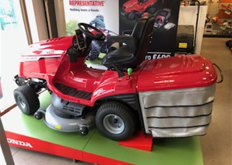 Honda HF2625 THE Ride On Mower