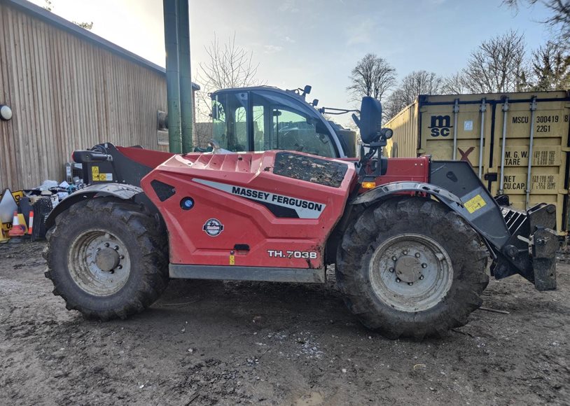 Massey Ferguson TH.7038 Telehandler