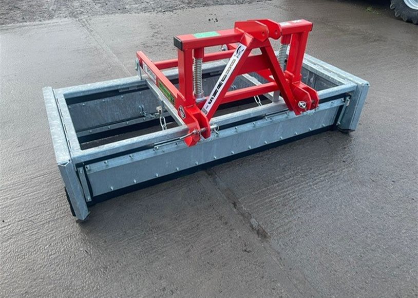 Brown Ag M/C Co 7FT MEGA Yard Scraper