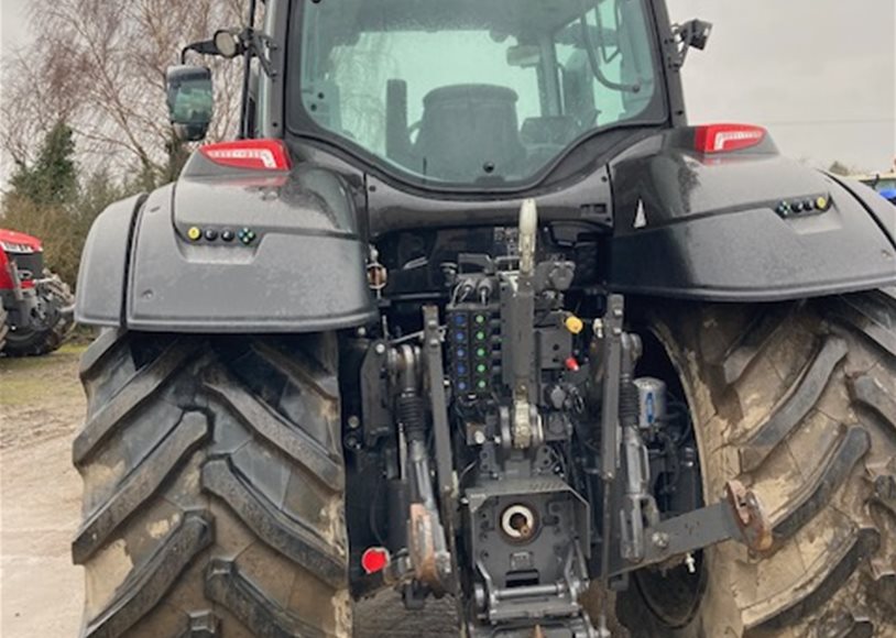 Valtra T254V ST Tractor