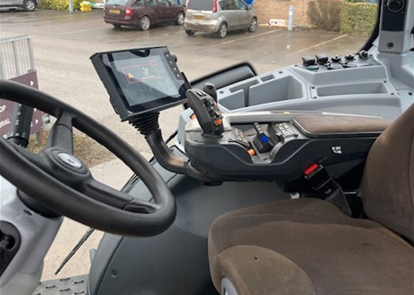 Valtra T254V ST Tractor