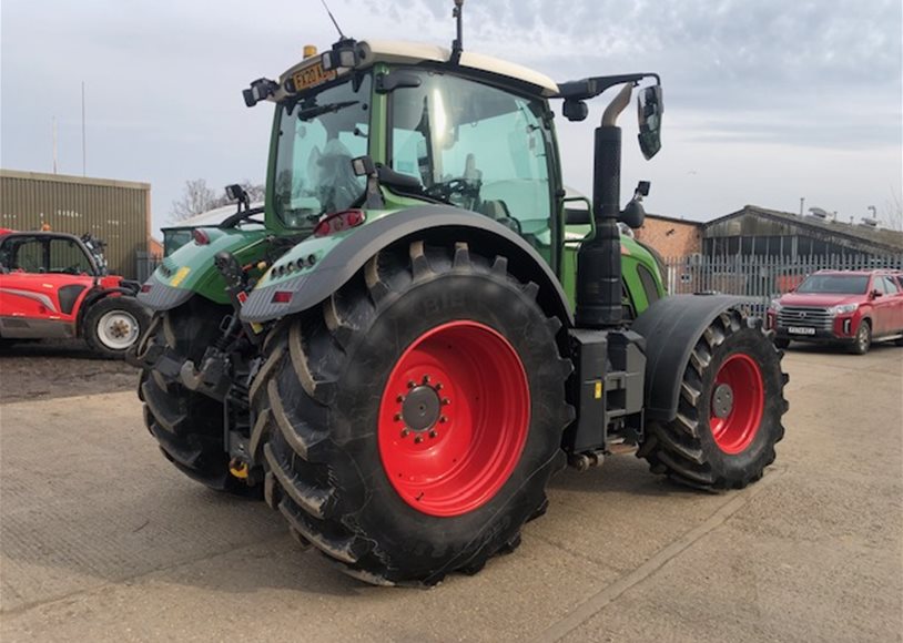 Fendt 724 Tractor