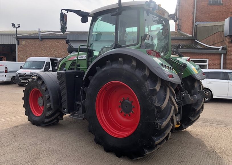 Fendt 724 Tractor