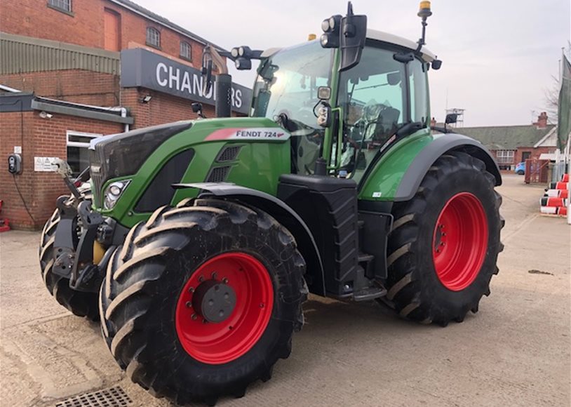 Fendt 724 Tractor