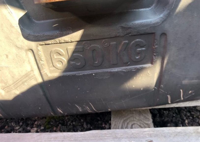 Massey Ferguson MISC Weight