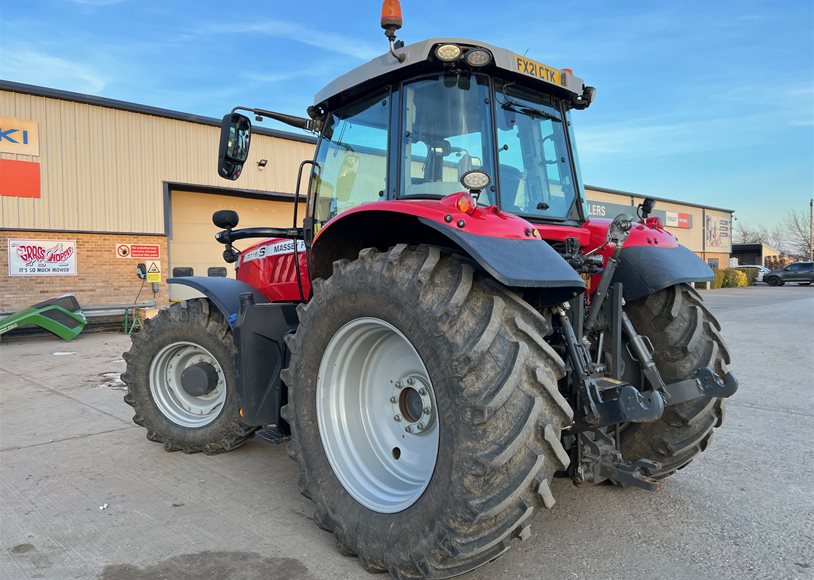 Massey Ferguson 7719SEXDV Tractor