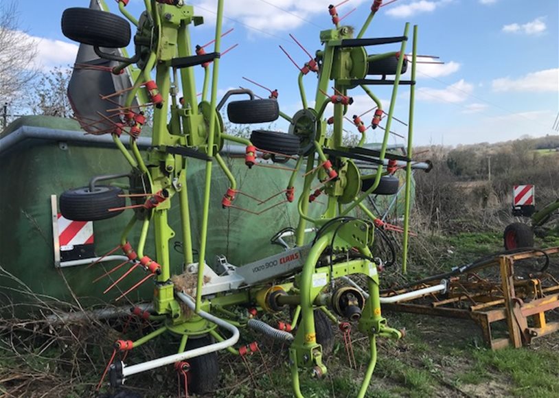 Claas VOLTO 900 Tedder