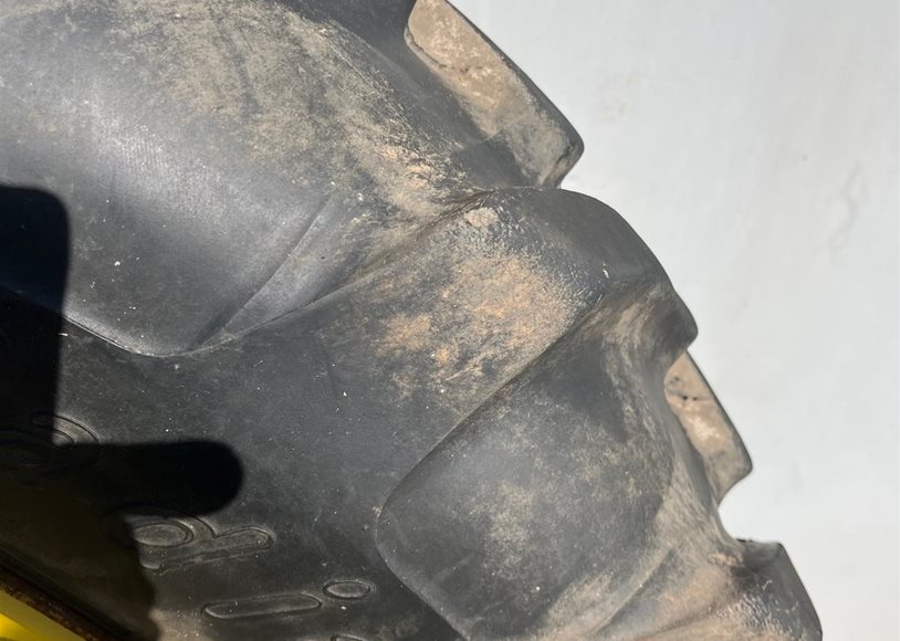John Deere ROW CROP Wheels