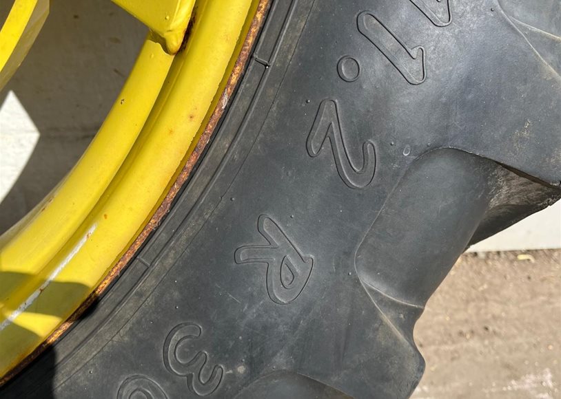 John Deere ROW CROP Wheels
