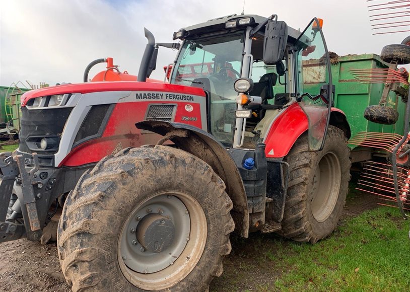 Massey Ferguson 7S.180EFD6 Tractor