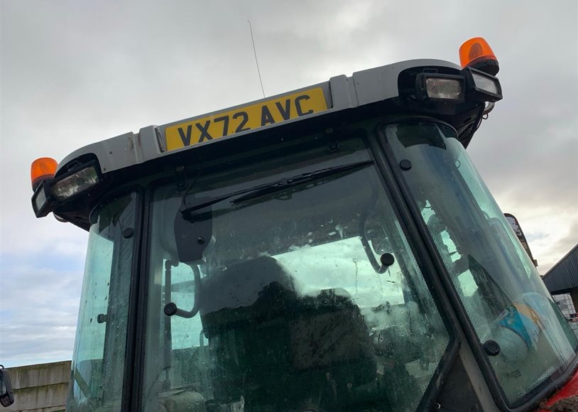 Massey Ferguson 7S.180EFD6 Tractor