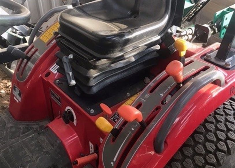 Massey Ferguson 1525 HP Compact Tractor