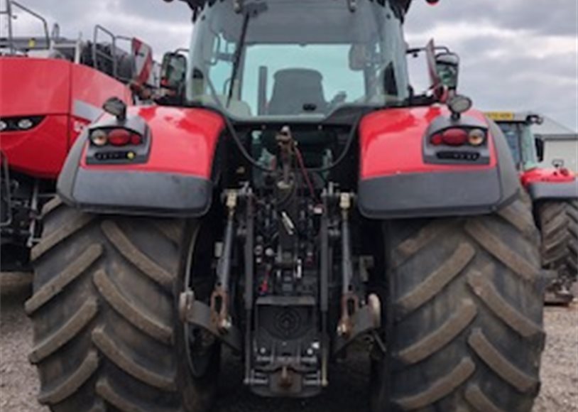 Massey Ferguson 8740 Tractor
