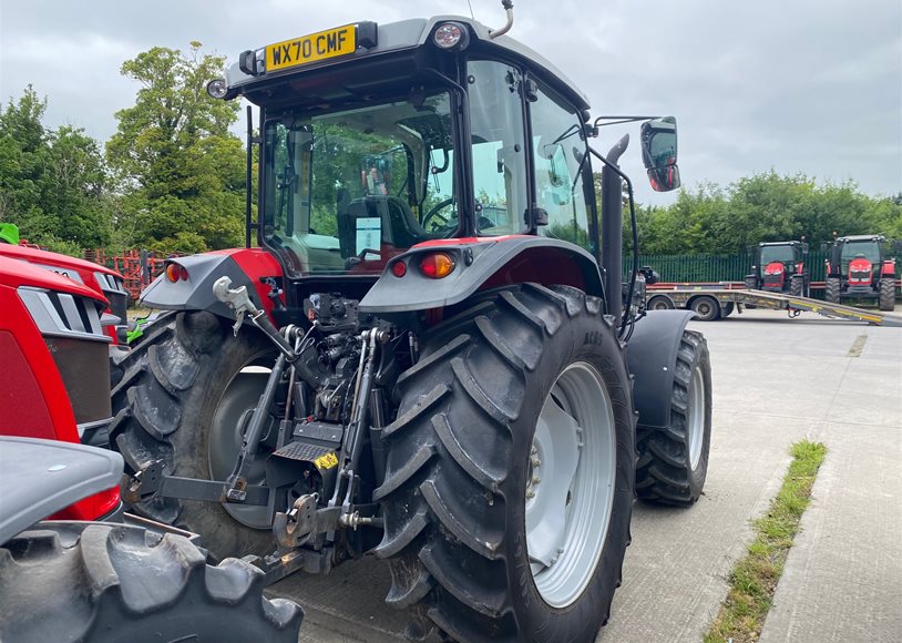 Massey Ferguson 5711 Tractor
