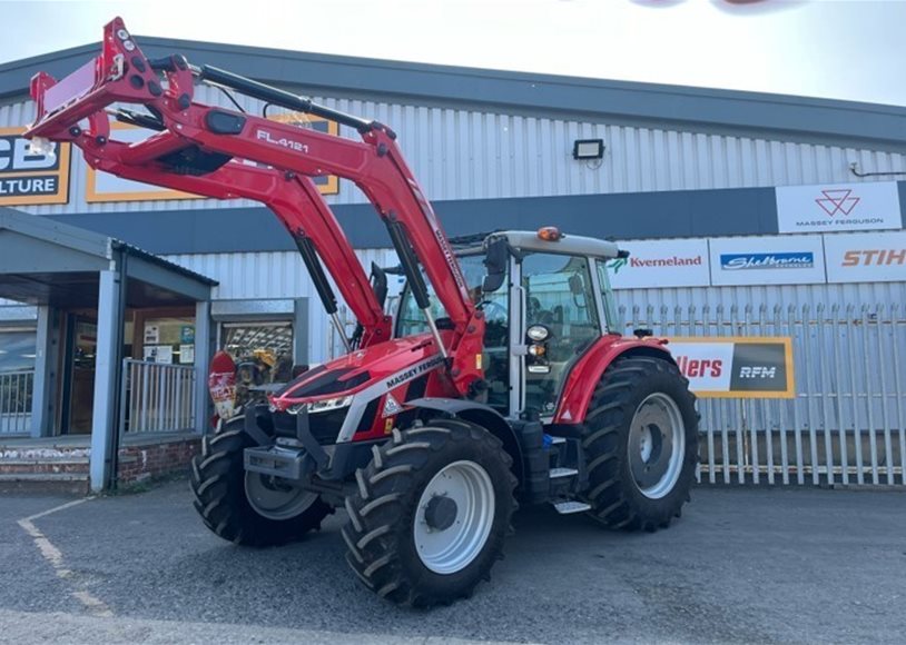 Massey Ferguson 5S.145EFD6 Tractor