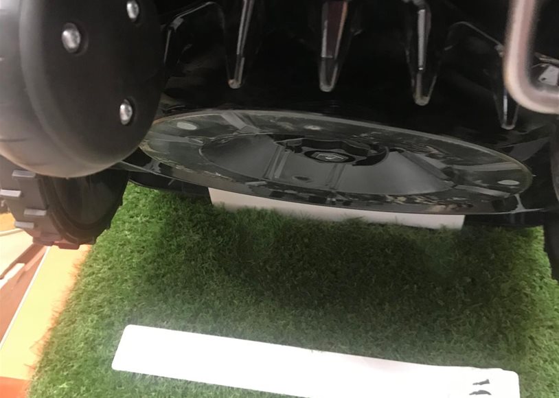 Stihl IMOW 7 EVO Robotic Mower