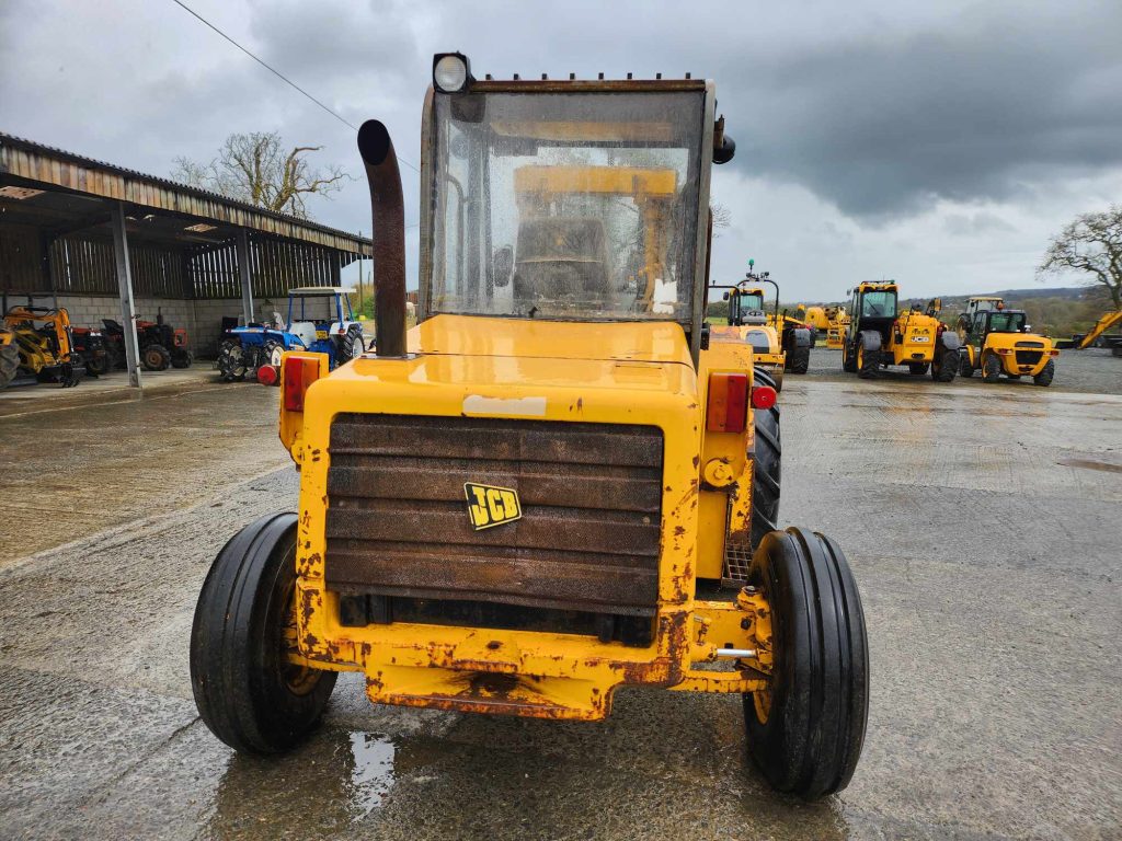 JCB 926