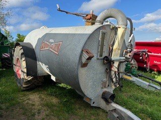David Thomas 2500 Gallon Slurry Guzzler