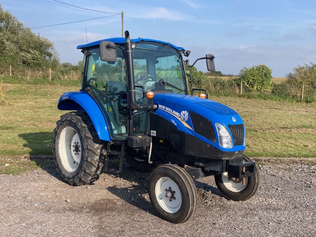 NEW HOLLAND T4.55 TRACTOR
