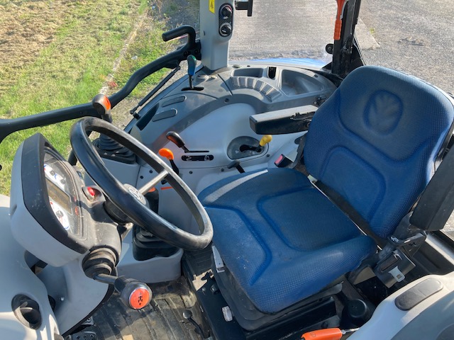 NEW HOLLAND T4.55 TRACTOR